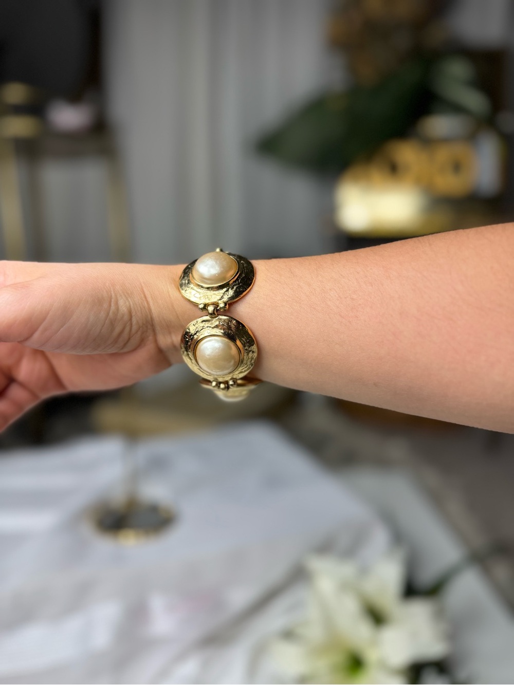 Yves Saint Laurent Gold-Tone Bracelet with Cream Pearl Cabochons - Picture 10 of 16